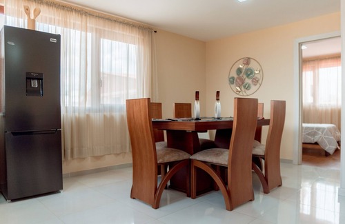 Cuenca Apartment | Chic 2-Bed Suite with Spa in Puertas del Sol
