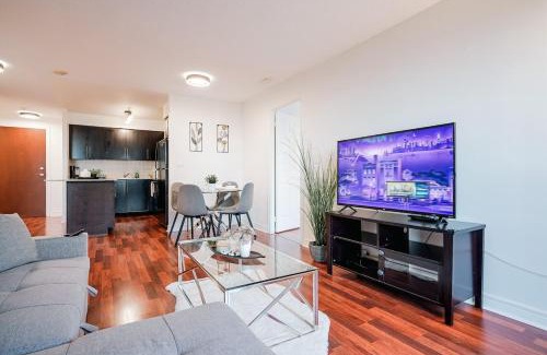 Downtown Mississauga Apartment | Elegant 2BR 2BA Condo Heart of Mississauga SQ1