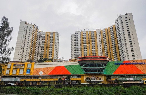 Panunggangan Utara Apartment | Cozy 2BR Apartment at Great Western Resort with Pool