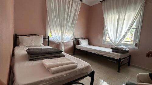Stavros Apartment | Elegant 2BR by the Sea, Central Stavros extra Comfort