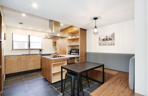 Manhattan Apartment | Discover Juliette Hideaway: Family-Friendly in Manhattan