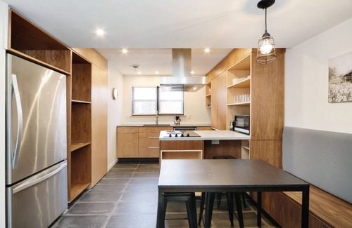 Manhattan Apartment | Discover Juliette Hideaway: Family-Friendly in Manhattan