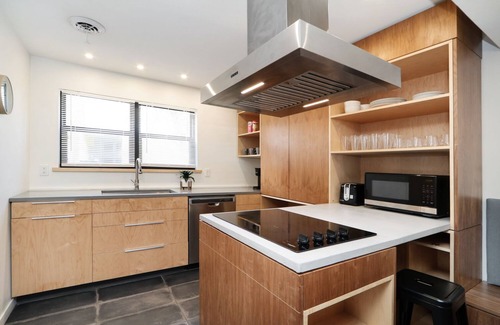 Manhattan Apartment | Discover Juliette Hideaway: Family-Friendly in Manhattan