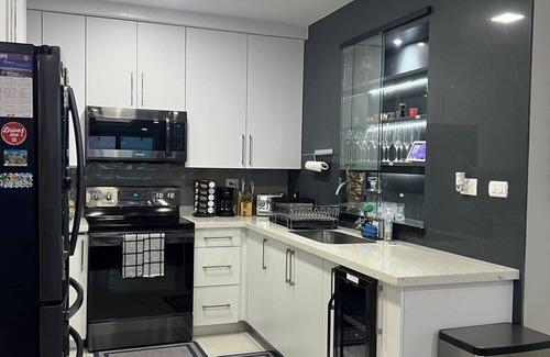 Tegucigalpa Apartment | Premier JF 3 Bedroom Apartment with Spa and Breakfast