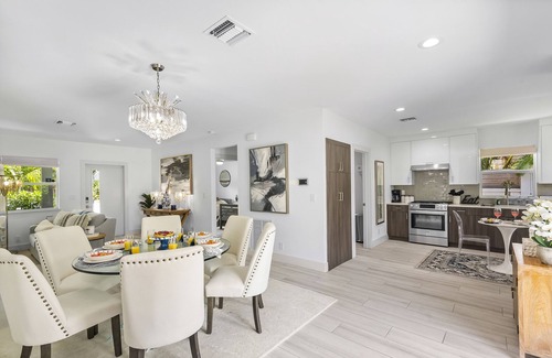 Old Northwood House | Elegant West Palm Beach Cottage with Pool & Ocean View