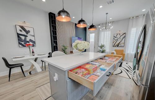 Northside Villa | Delightful 3BR Retreat with Pool & Lush Garden Views