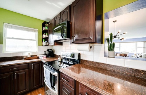 Seminary Hill Apartment | Premier 4 Bd Retreat with Office, Parking & E.V. Charger