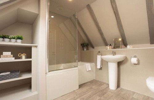 Berwick-upon-Tweed Apartment | Elegant 4 Bedroom Townhouse in the heart of Berwick upon Tweed