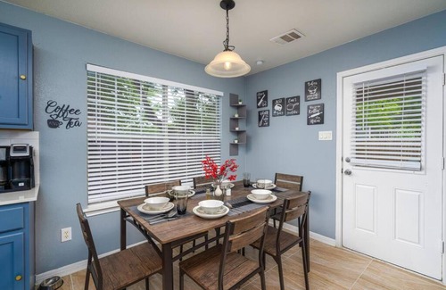 Franklin Park House | Stylish Retreat: 4-Star Hotel near Downtown with Game Room