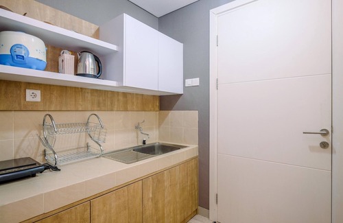 Cipulir Apartment | Stylish Studio Kebayoran Icon with Pool & Family Amenities