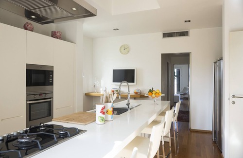 Trapani City Centre Apartment | Stunning Penthouse with Sea View in Historic Trapani