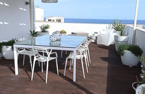 Trapani City Centre Apartment | Stunning Penthouse with Sea View in Historic Trapani