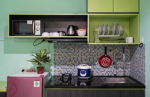 Chinatown Apartment | Stylish 1BR Green Central City Apartment with Pool Access