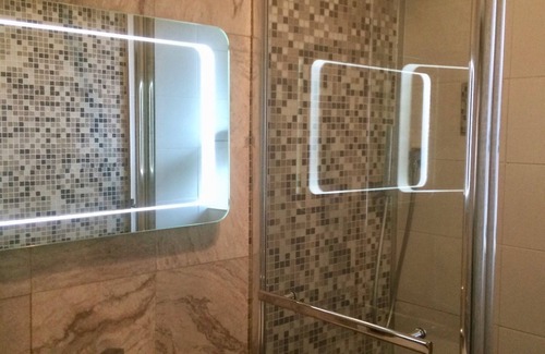 Vauxhall Apartment | Cozy 2-Bed Apartment in Vauxhall - Guest Rated 10/10