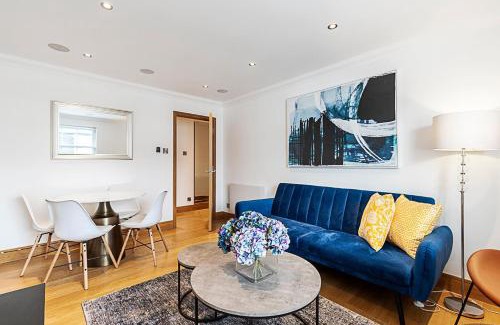 Bryanston and Dorset Square Apartment | Inviting Family Apartment in the Heart of Marylebone