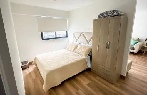 Leuro Apartment | Cozy 2BR Retreat in Prime Central Location - Rated 10/10