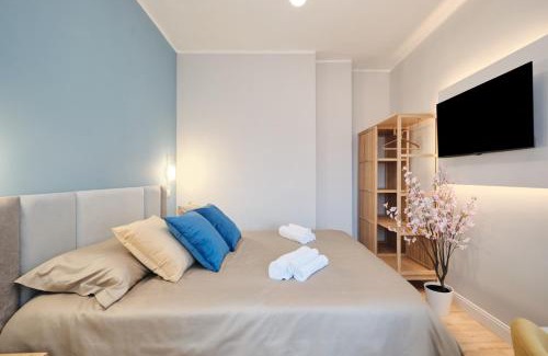 Quartiere XXIX Ponte Mammolo House | Elegant and cozy room with AC Swimming pool Free parking Subway station 2 min walking