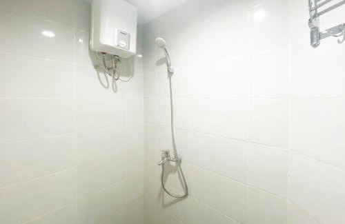 Semarang Apartment | Cozy Studio at Amartha View Apartment by Travelio
