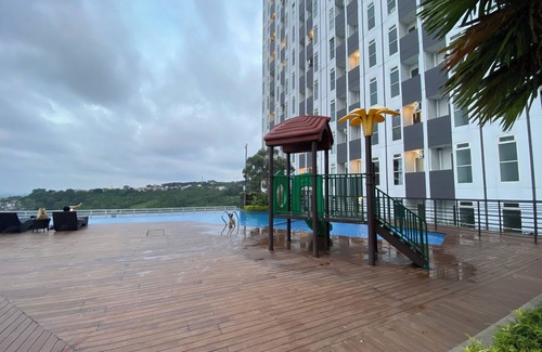 Semarang Apartment | Cozy Studio at Amartha View Apartment with Kitchen Access