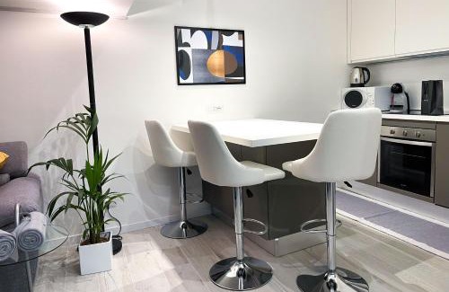 Porta Venezia Apartment | Elegant Loft in Central Milan - 4-Star, Child Friendly Stay