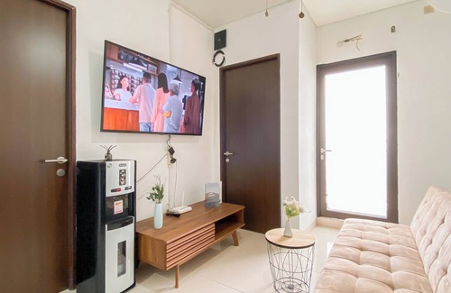 Depok Apartment | Elegant and Spacious 2BR Apartment Transpark Cibubur