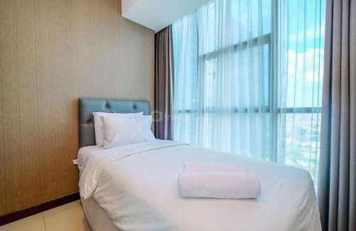 Jakarta Apartment | Elegant 3BR Apartment with Pool at Casa Grande Residence