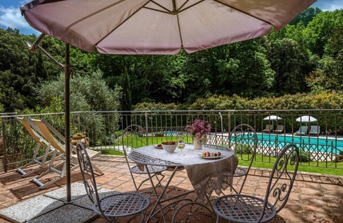 Sassetta Apartment | Elegant and spacious apartment with swimming pool near the Spa