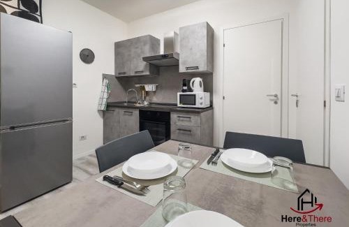 Sestri Ponente Apartment | Cozy Apartment Near Airport: Pet-Friendly & Disney+ Access