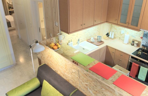 Ilioupoli Apartment | Elegant apartment at Metro