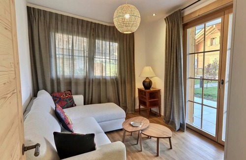 Chateau-d'Oex Apartment | Scenic Apartment with Valley View & Family-Friendly Amenities