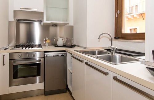 Catania City Centre Apartment | Elegant Apartment "Etnart Gallery House"
