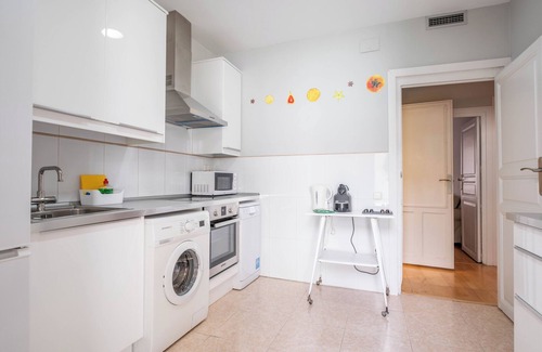 La Magdalena Apartment | Prime apartment in Zaragoza with child-friendly amenities