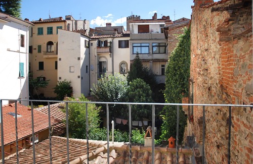 Quartiere di Porta Crucifera Apartment | Elegant Apartment in Historic Area - Rated 10/10 by Guests