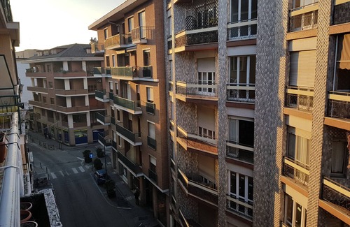 Asti Apartment | Prime City-Center Apartment: Rated 10/10, Family-Friendly