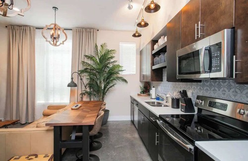 The Nations Apartment | Elegant Apartment in Nashville's The Nations