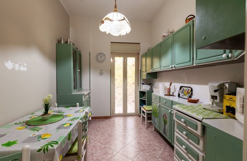 Palermo Apartment | Stylish Apartment in Palermo with Oceanfront Views