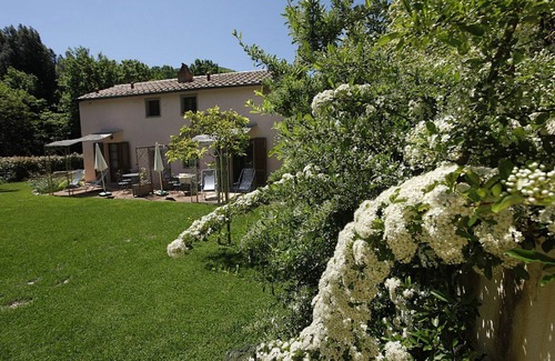 Sassetta Apartment | Elegant apartment surrounded by nature with swimming pool