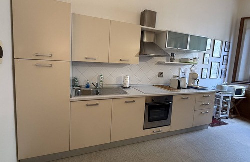 Duomo Apartment | Explore Florence: Historic Center Stay with Terrace and AC