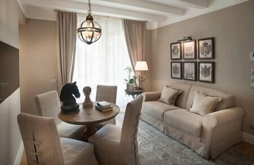Castiglione Falletto Apartment | Family-Friendly Vrbo Property with Pool and Breakfast Included