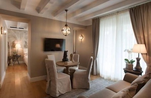 Castiglione Falletto Apartment | Family-Friendly Vrbo Property with Pool and Breakfast Included