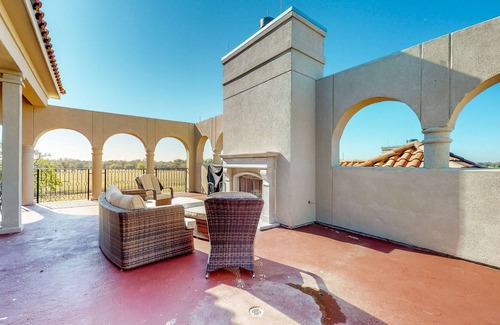 Era House | Elegant Castle on Ranch with Rooftop Deck, Dance Studio - Dog-Friendly