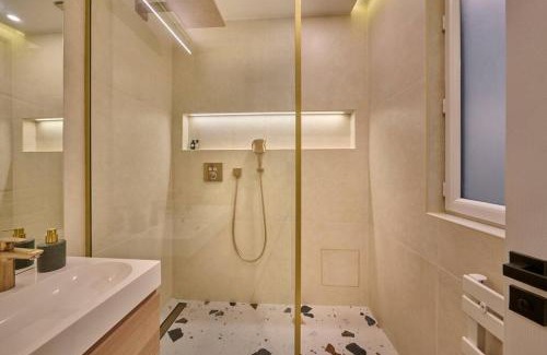 Notre-Dame-des-Champs Apartment | Stylish Central Flat in Paris, Steps from Saint Germain