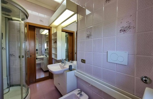 Zona LIV La Giustiniana Villa | Charming Country Villa Steps from the Town Center