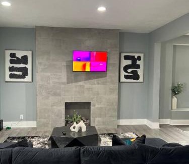 Mapleton/Fall Creek Villa | Pet-Friendly Retreat Steps from Downtown Indy & Broad Ripple