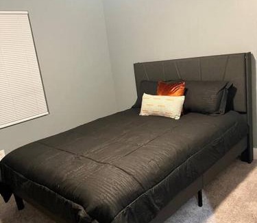 Mapleton/Fall Creek Villa | Pet-Friendly Retreat Steps from Downtown Indy & Broad Ripple