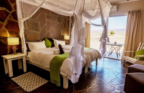 Sesriem Cabin | Elegant Desert Lodge: Family-Friendly Oasis with Pool & Dining