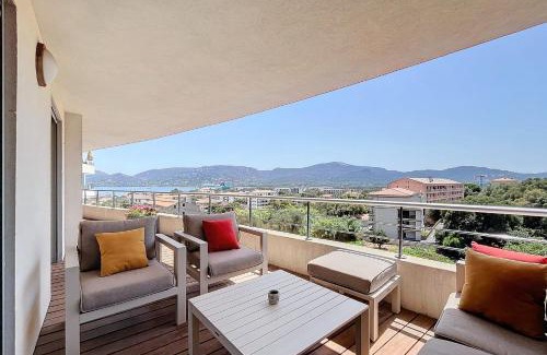 Porto-Vecchio Apartment | Stylish Apartment with Pool and Balcony for Unforgettable Stays