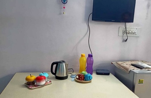 Jaipur House | Budget-Friendly Stay in the Pink City with Family Amenities
