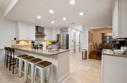 Cartersville House | Relaxing Poolside Farm Retreat with Cozy Gazebo & Spa