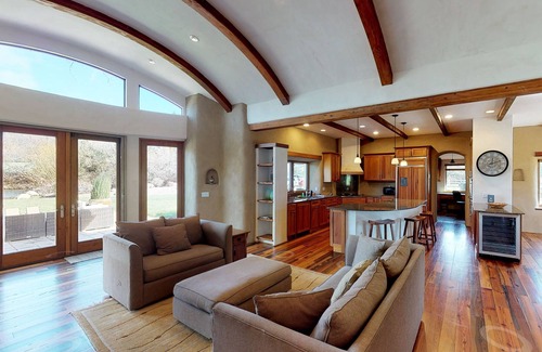 Kenwood House | Serene Mountain Estate with Spa, Pond & Close to Wineries